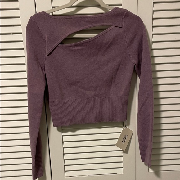 Love Bonito Sweaters - NWT Love Bonito Crop Sweater